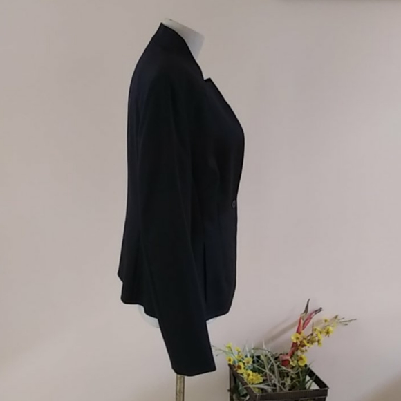 Feraud Jacket. - Picture 3 of 10